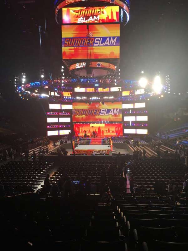 Barclays Center, bloc: 116, rangée: 16, place: 6