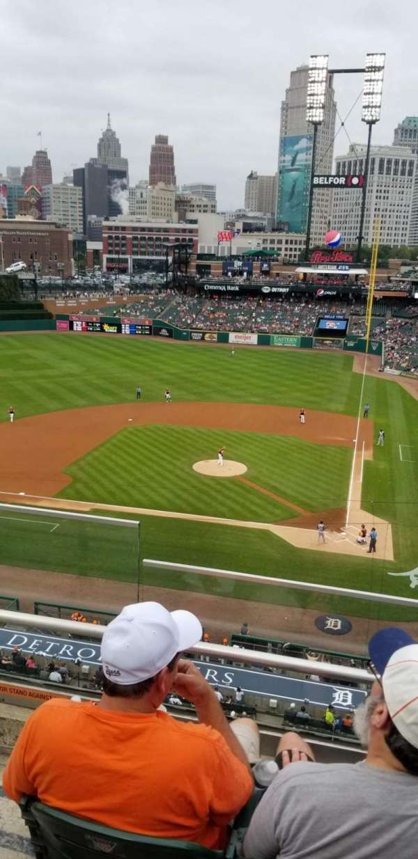 Comerica Park, bloc: 131, rangée: C, place: 16