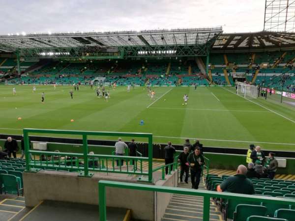 Celtic Park, bloc: 102, rangée: P
