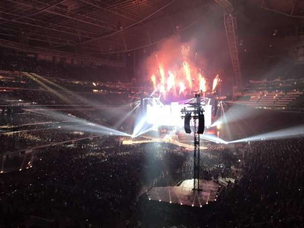 U.S. Bank Stadium, bloc: 220, rangée: 1, place: 9