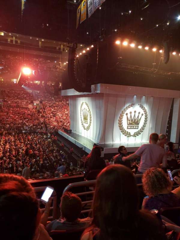 Xfinity Mobile Arena, bloc: 114, rangée: 23, place: 3