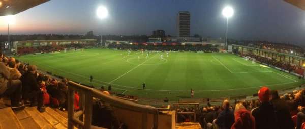 Alexandra Stadium, bloc: F, rangée: AA, place: 127