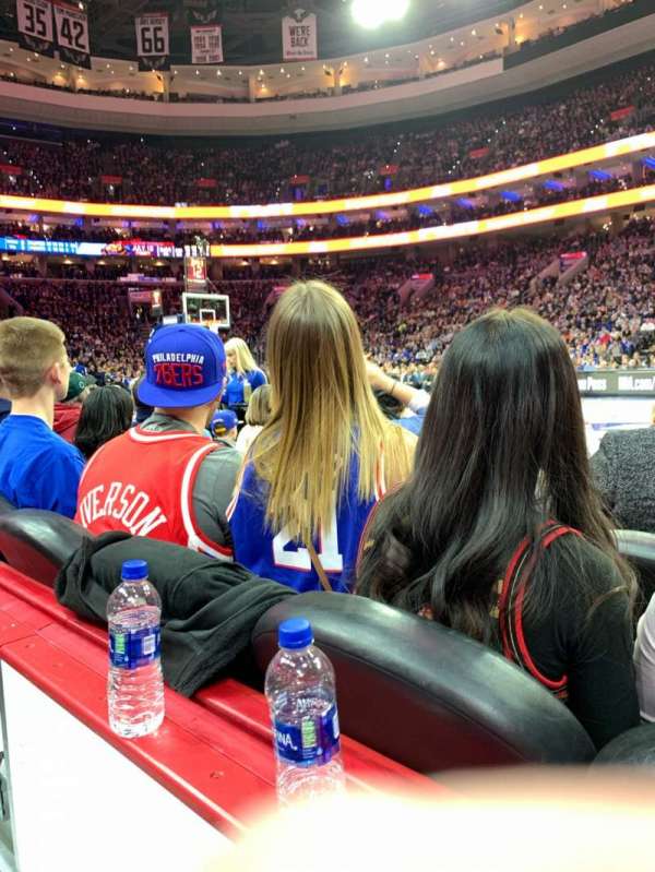 Xfinity Mobile Arena, bloc: 114, rangée: 1, place: 3
