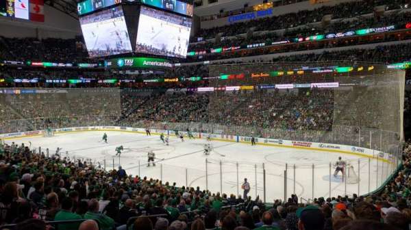 AMERICAN AIRLINES CENTER, bloc: 115, rangée: X, place: 16