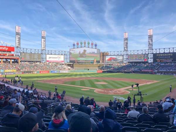 Rate Field, bloc: 133, rangée: 27, place: 6