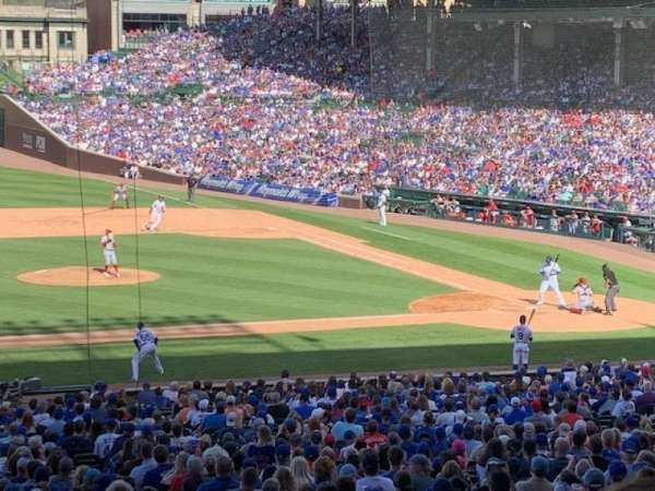 Wrigley Field, bloc: 212, rangée: 13, place: 5