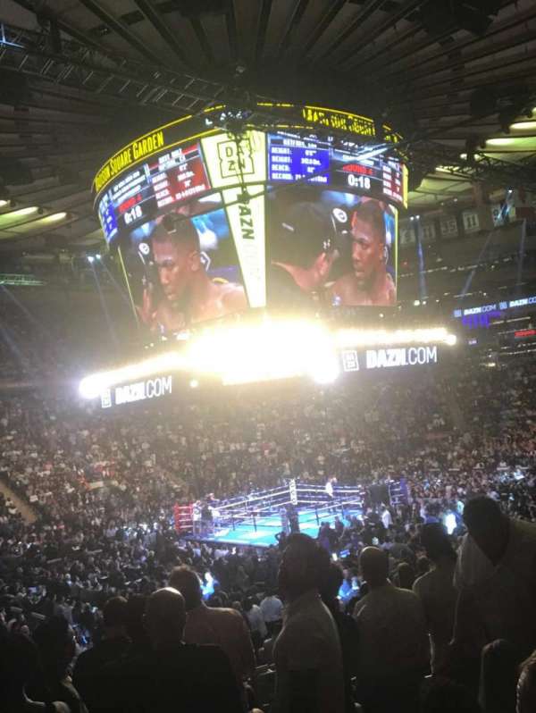 Madison Square Garden, bloc: 115, rangée: 13, place: 12