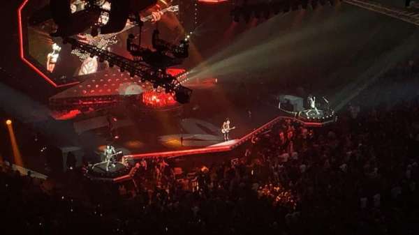 Centre Bell, bloc: 333, rangée: O, place: 4