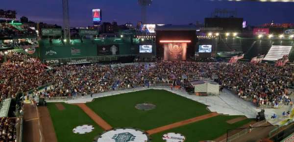 Fenway Park, bloc: DTC 2, rangée: 5, place: 6