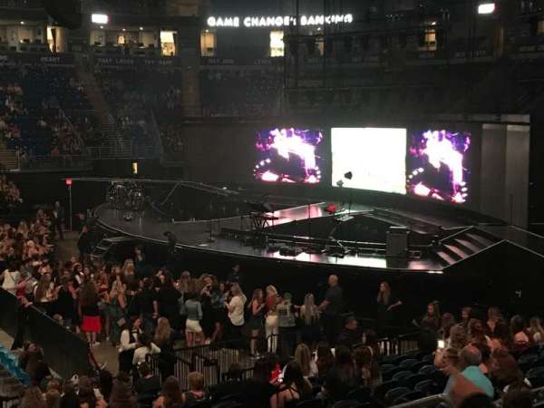 Bryce Jordan Center, bloc: 105, rangée: E, place: 4