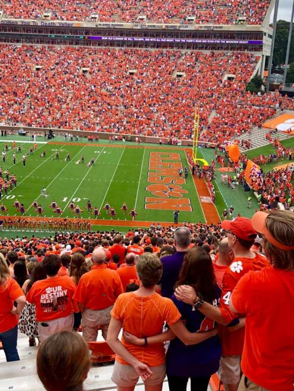Memorial Stadium, Clemson, bloc: UB, rangée: M, place: 20