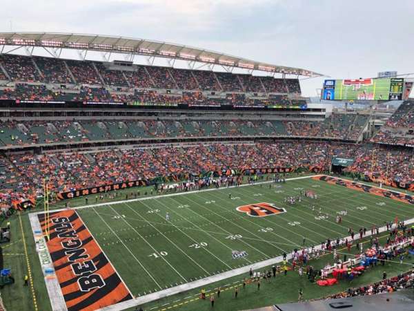 Paycor Stadium, bloc: 345, rangée: 1, place: 17