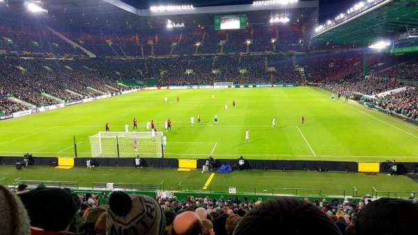 Celtic Park, bloc: 139, rangée: DD, place: 1