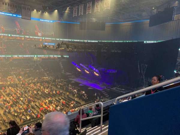 Capital One Arena, bloc: 214, rangée: J, place: 11