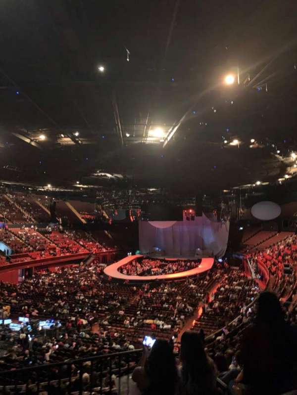 Kia Forum, bloc: 203, rangée: 1, place: 1