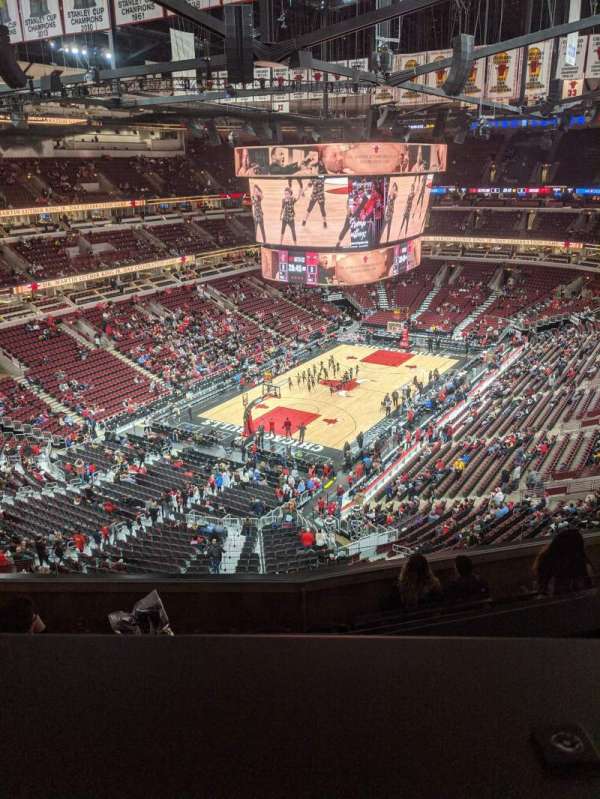 United Center, bloc: 306, rangée: 8, place: 12