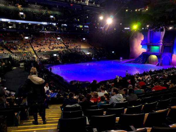 Scotiabank Arena, bloc: 121, rangée: 20, place: 17