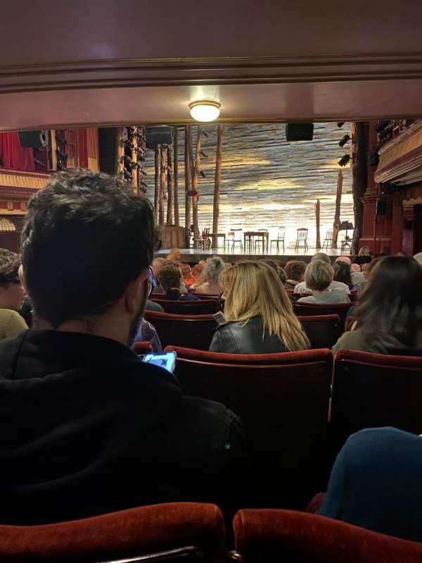 Phoenix Theatre, bloc: Stalls, rangée: P, place: 4