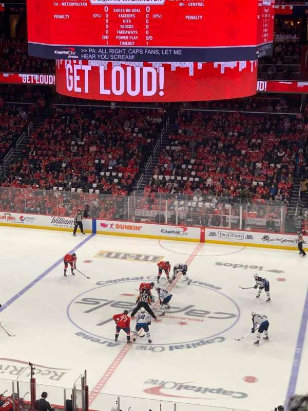 Capital One Arena, bloc: 201, rangée: K, place: 8