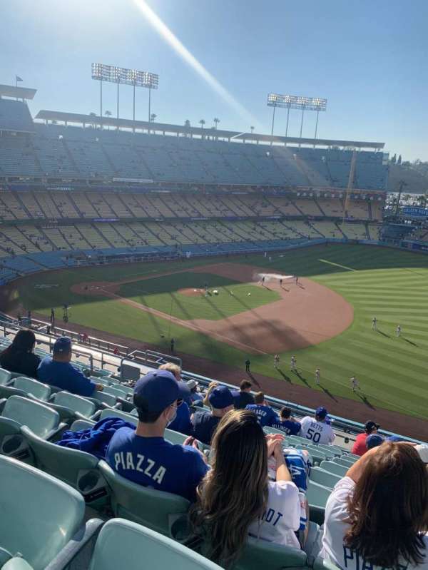 Dodger Stadium, bloc: 32RS, rangée: L, place: 11