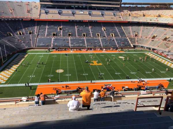 Neyland Stadium, bloc: EE, rangée: 20, place: 10