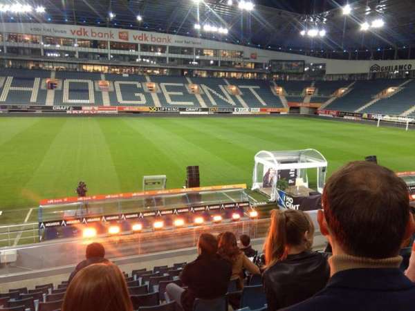 Ghelamco Arena, bloc: 123, rangée: 11, place: 78