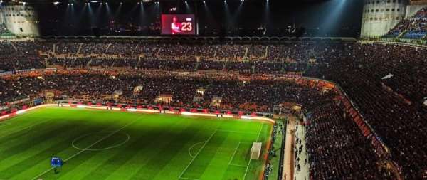 San Siro, bloc: 323, rangée: 6, place: 5