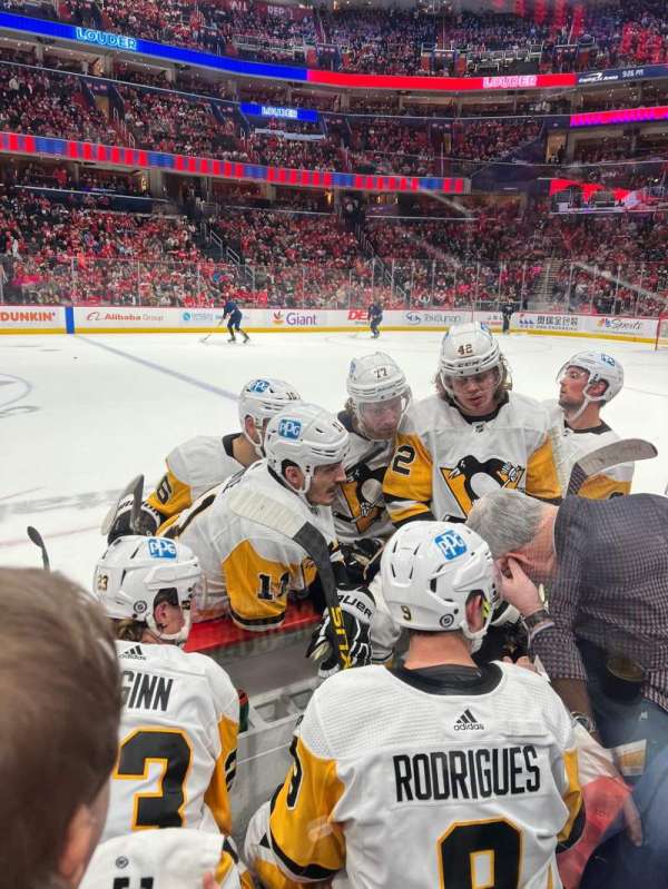 Capital One Arena, bloc: 100, rangée: C, place: 16