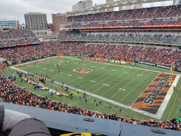 Paycor Stadium, bloc: 305, rangée: 1, place: 3