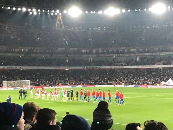 Emirates Stadium, bloc: 29, rangée: 16, place: 929