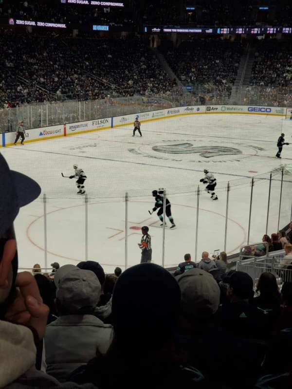 Climate Pledge Arena, bloc: 06, rangée: U, place: 11