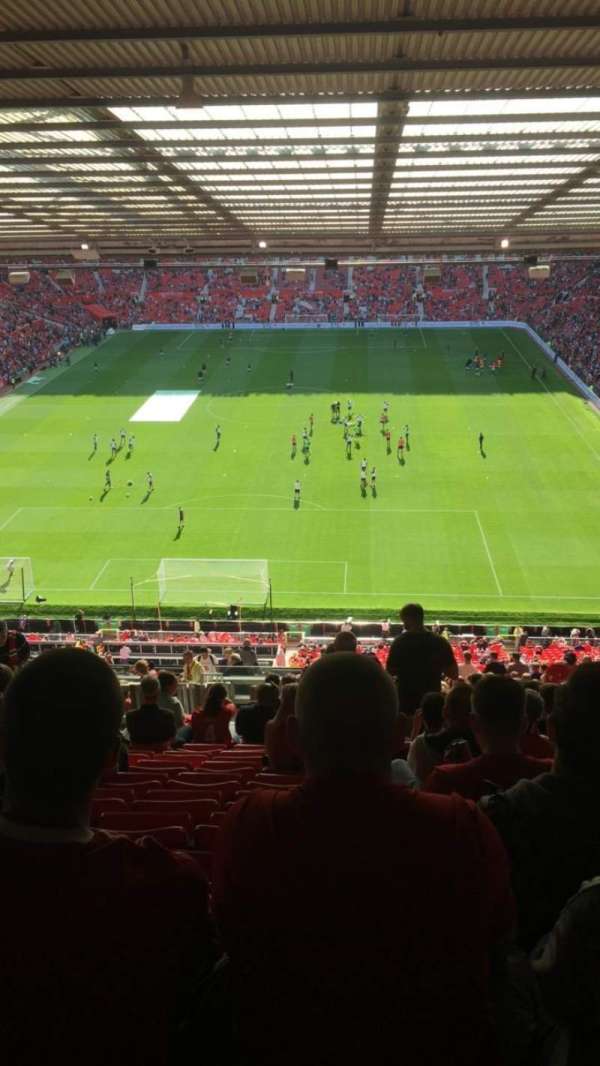 Old Trafford, bloc: E334, rangée: 32, place: 69
