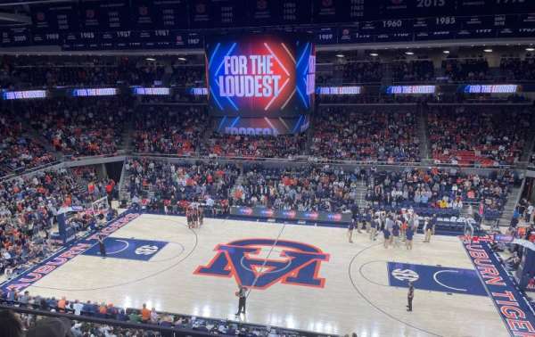 Neville Arena, bloc: 217, rangée: 27, place: 11