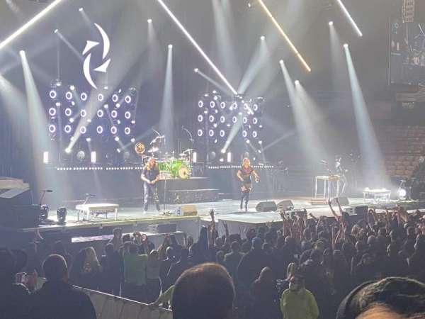 DCU Center, bloc: 108, rangée: LL, place: 2