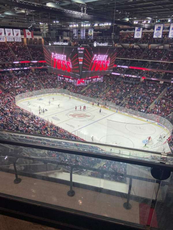 Prudential Center, bloc: 216, rangée: 1, place: 3