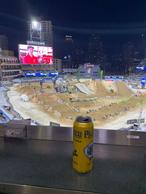 Petco Park, bloc: TBL4, rangée: 1, place: 2