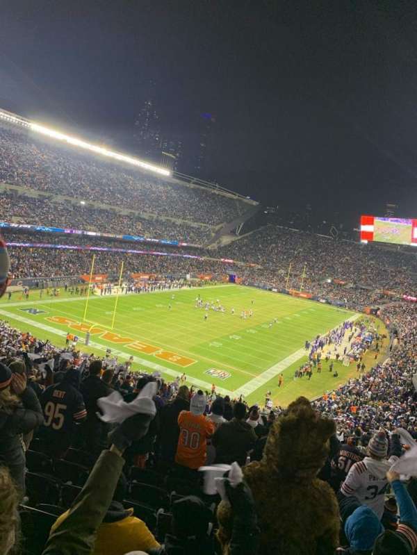Soldier Field, bloc: 319, rangée: 12, place: 15