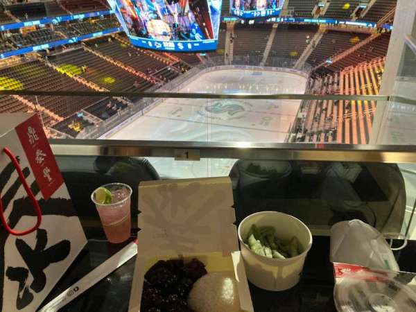 Climate Pledge Arena, bloc: 206, rangée: BAR, place: 1