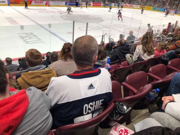 Giant Center, bloc: 119, rangée: H, place: 14-17