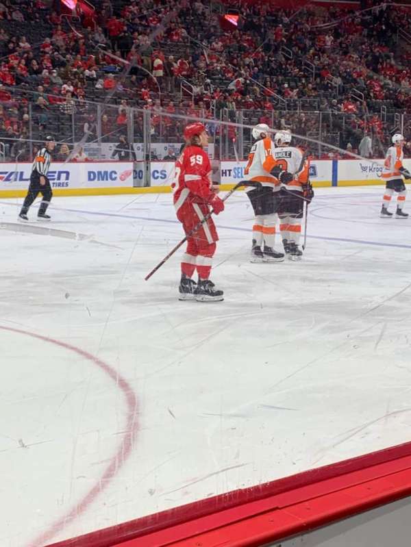 Little Caesars Arena, bloc: 125, rangée: 2, place: 9