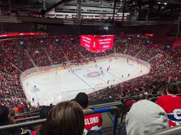 Centre Bell, bloc: 323, rangée: M, place: 2