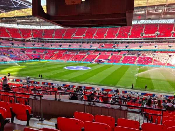 Wembley Stadium, bloc: 120, rangée: 42, place: 245