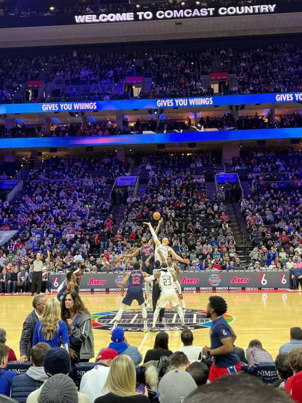 Xfinity Mobile Arena, bloc: 113, rangée: 5, place: 11