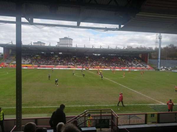 Firhill Park, bloc: Colin Wear, rangée: J, place: 109