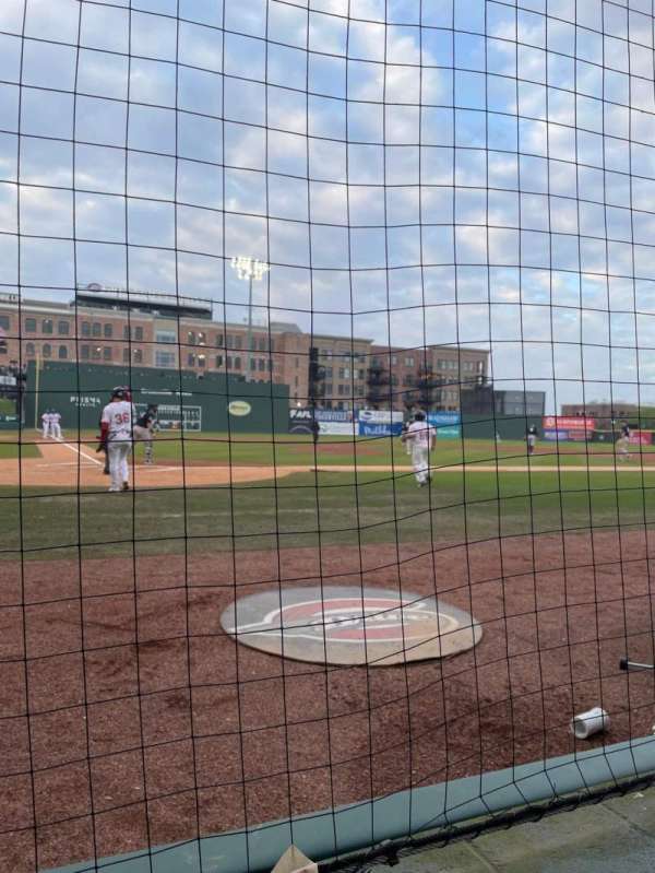 Fluor Field