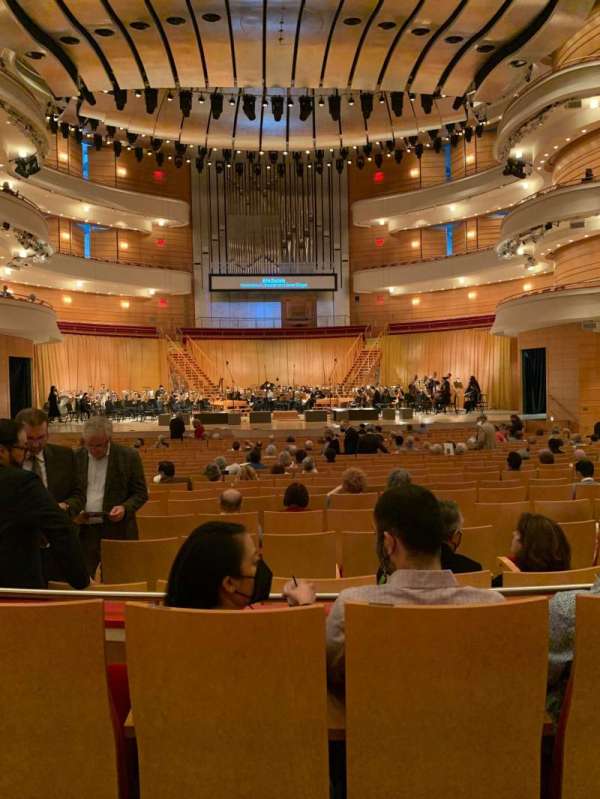 Renee and Henry Segerstrom Concert Hall, bloc: Orchestra Terrace, rangée: V, place: 110