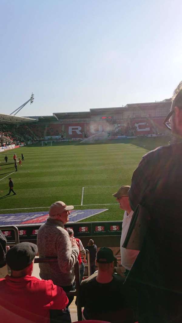 New York Stadium, bloc: NS4, rangée: J, place: 98