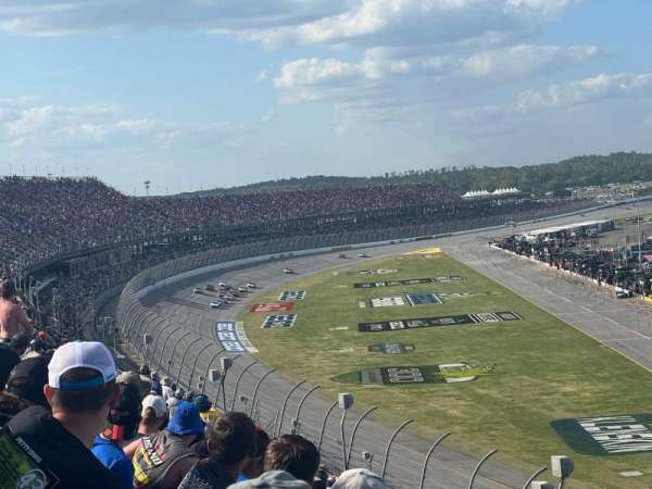 Talladega Superspeedway, bloc: Moss Thornton Tower A, rangée: 45, place: 5