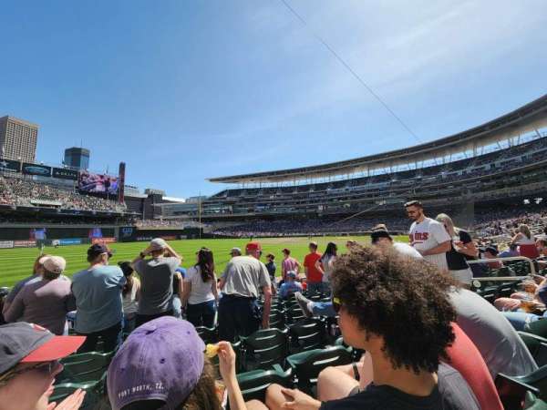 Target Field, bloc: 126, rangée: 9, place: 9