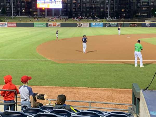 Coolray Field, bloc: 112, rangée: E, place: 6